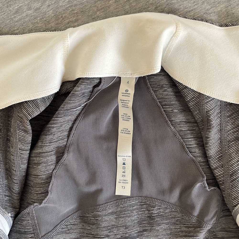 Lululemon Jacket - Picture 6 of 9